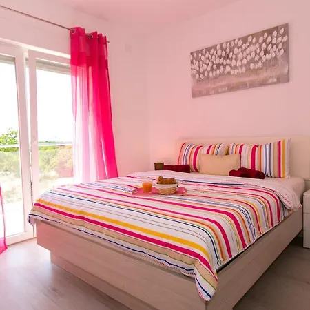 House Pink Vrh (Krk)