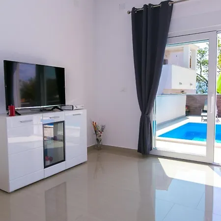 House Pink Ferienhaus *