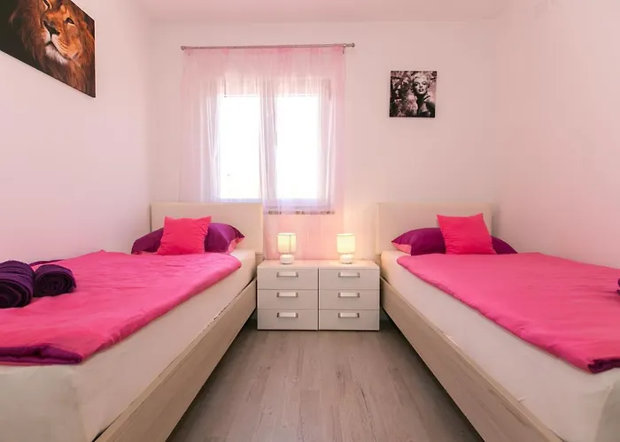 House Pink