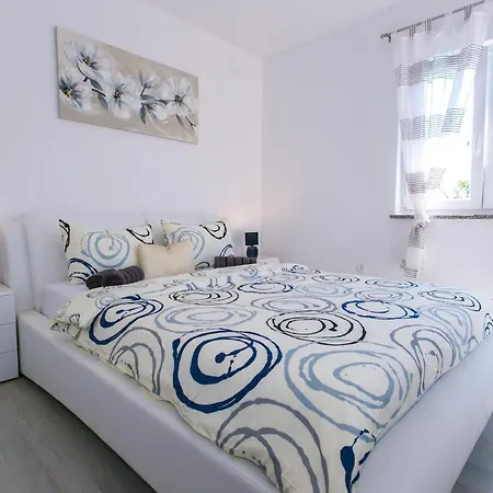 House Pink Vrh (Krk)